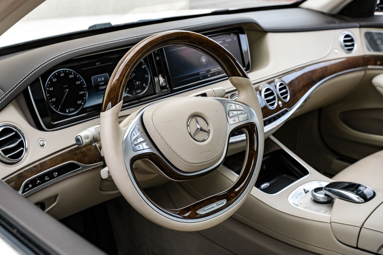 Mercedes-Benz S 550 Vehicle Main Gallery Image 15