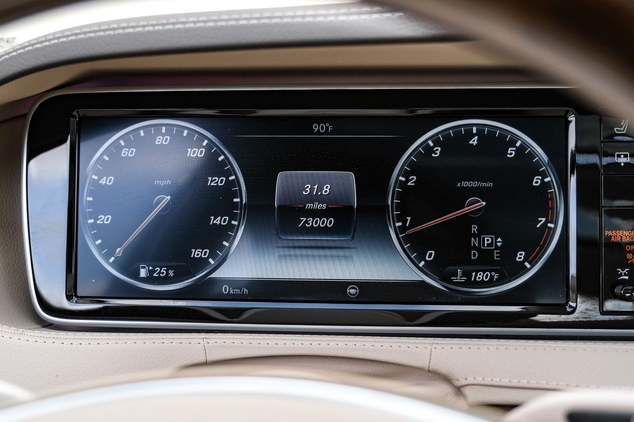 Mercedes-Benz S 550 Vehicle Main Gallery Image 18