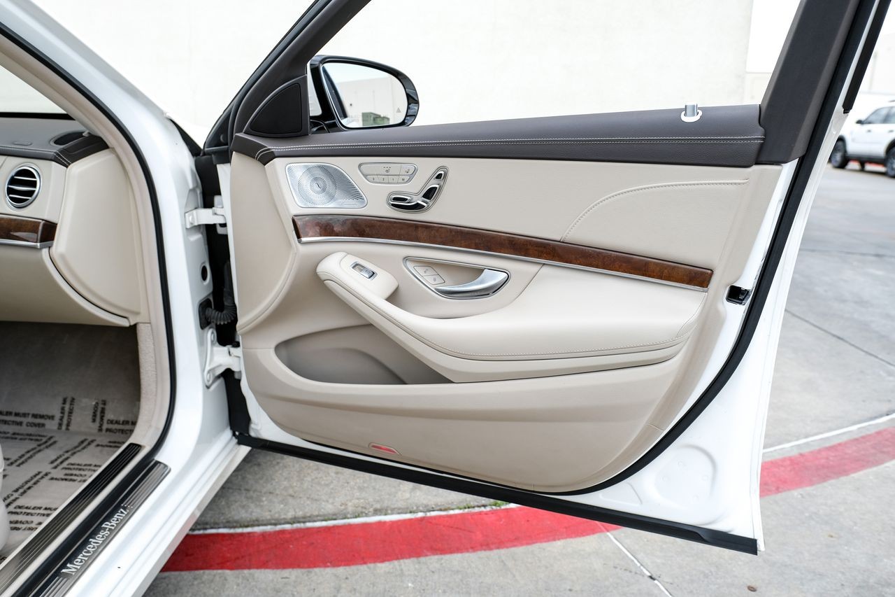 Mercedes-Benz S 550 Vehicle Main Gallery Image 45