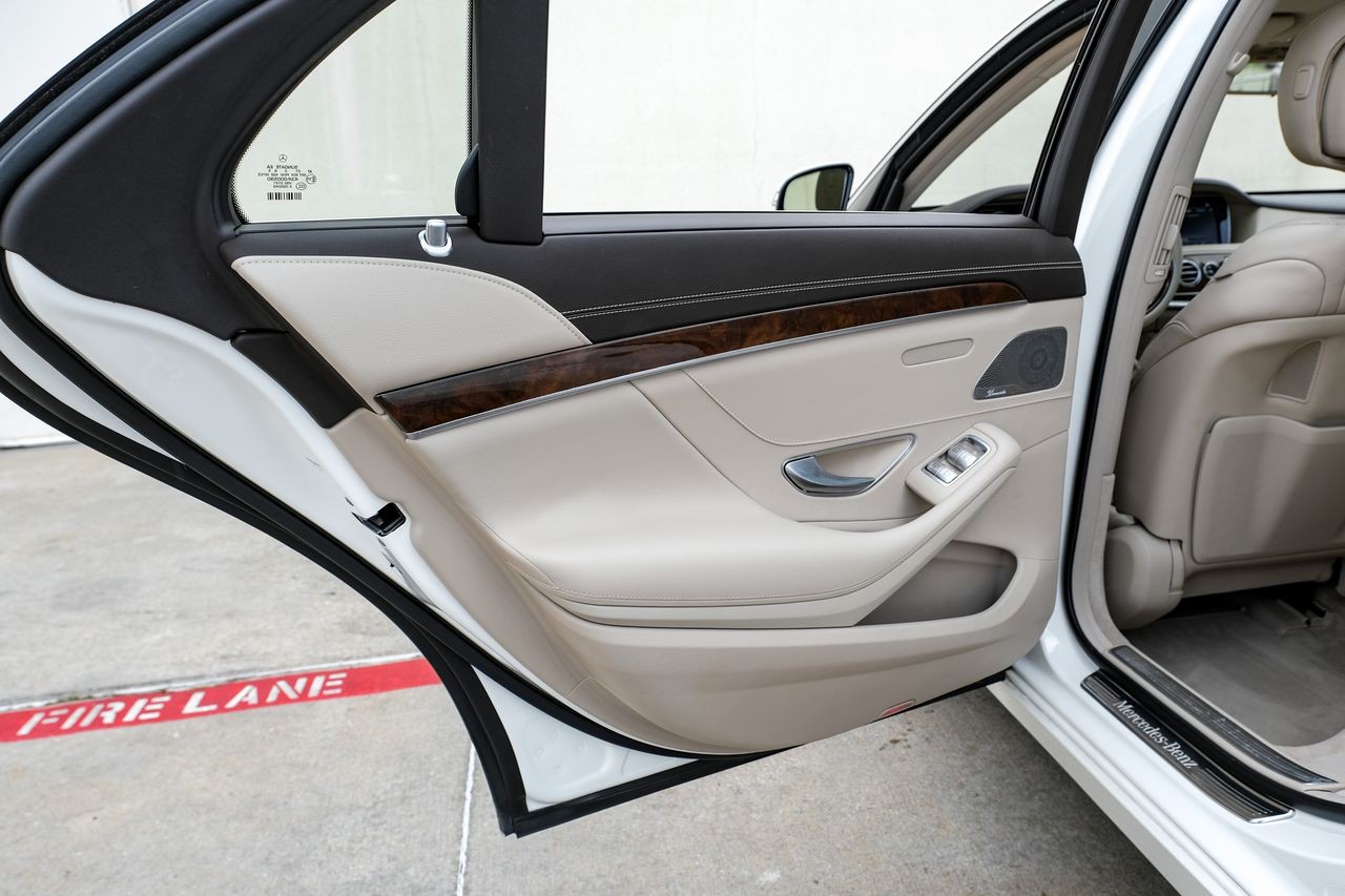 Mercedes-Benz S 550 Vehicle Main Gallery Image 46