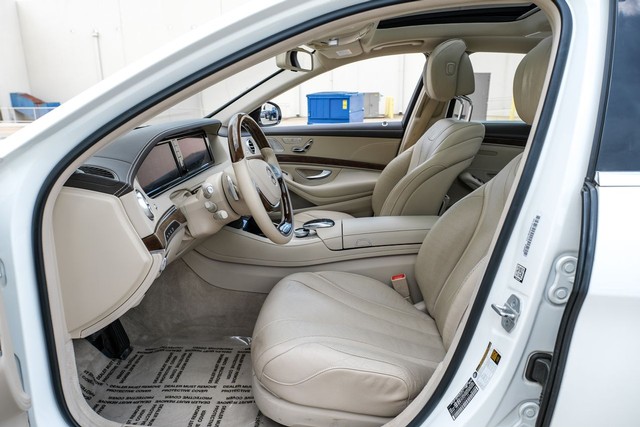 Mercedes-Benz S 550 Vehicle Main Gallery Image 04