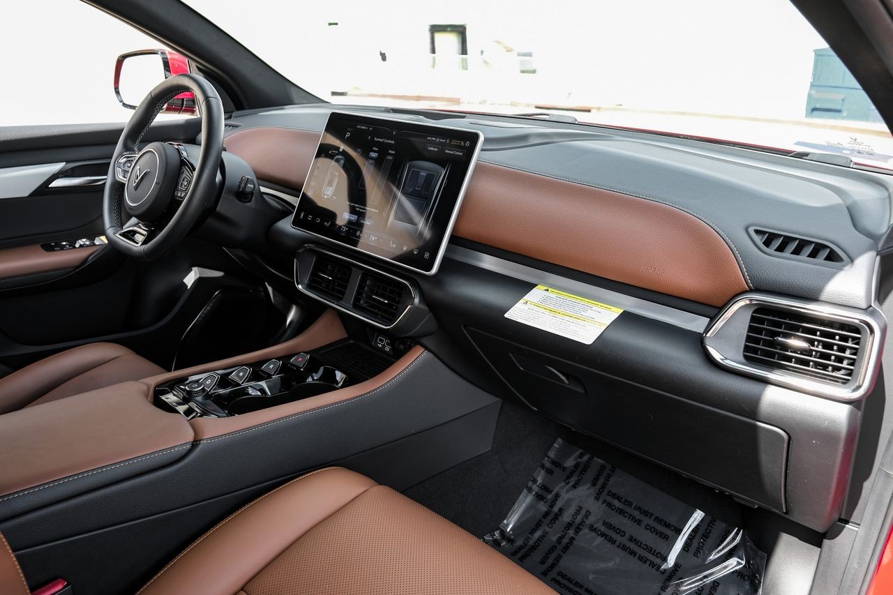 Vinfast VF 8 Vehicle Main Gallery Image 19