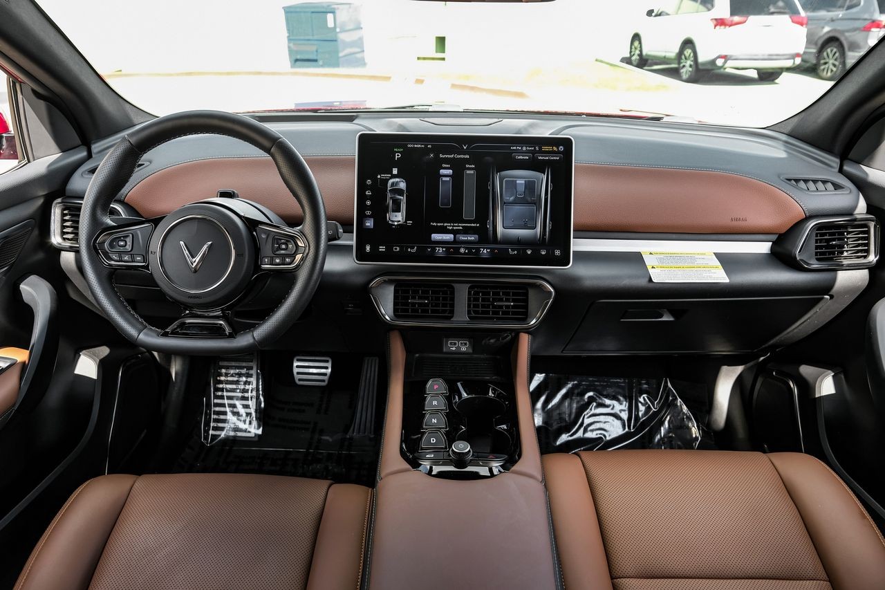Vinfast VF 8 Vehicle Main Gallery Image 21