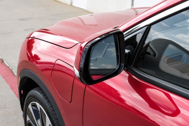 Vinfast VF 8 Vehicle Main Gallery Image 36
