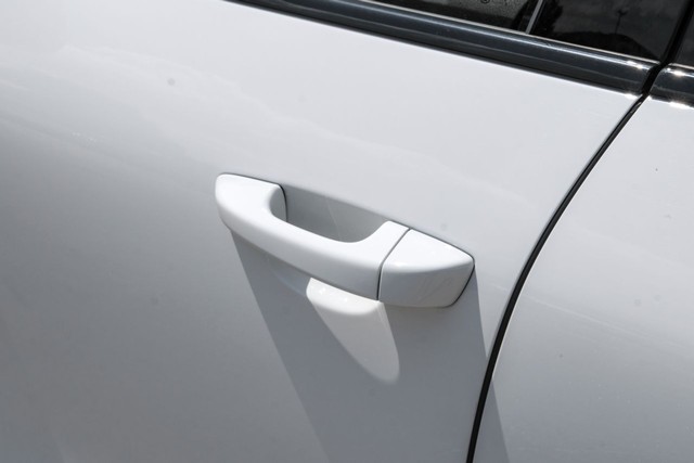 Porsche Cayenne Vehicle Main Gallery Image 50