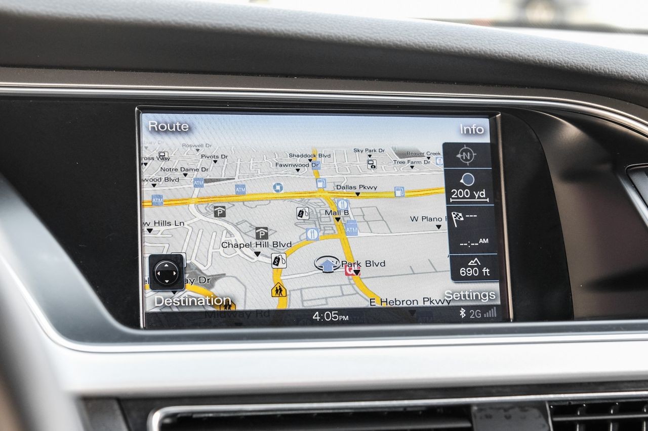Audi S5 Vehicle Main Gallery Image 17
