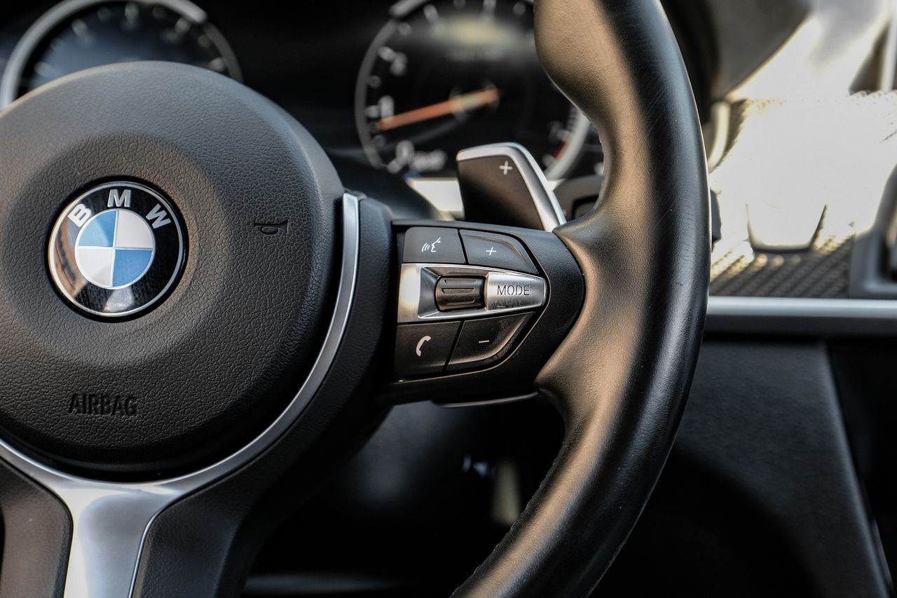 BMW 6 Series Vehicle Main Gallery Image 19