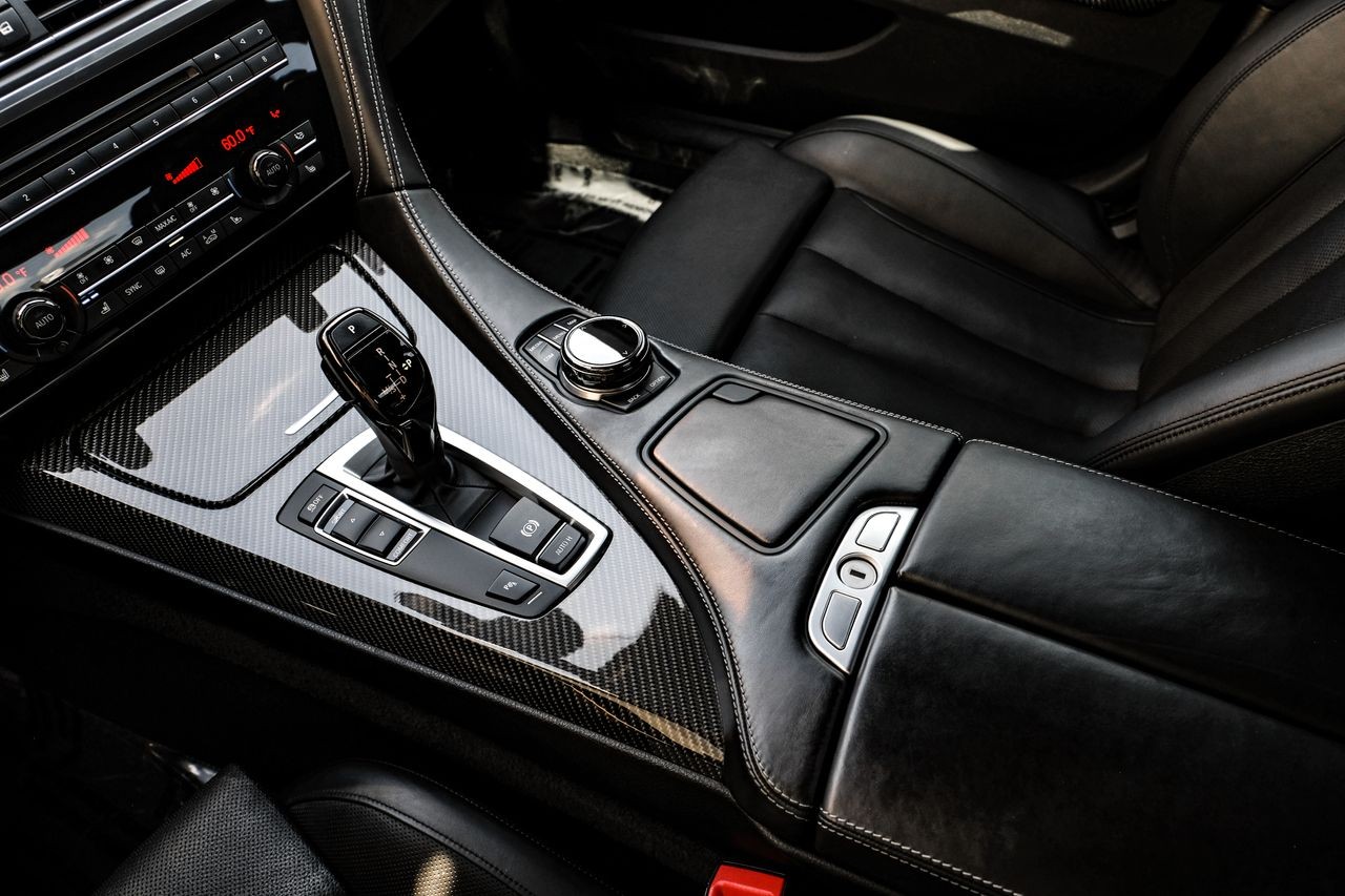 BMW 6 Series Vehicle Main Gallery Image 25