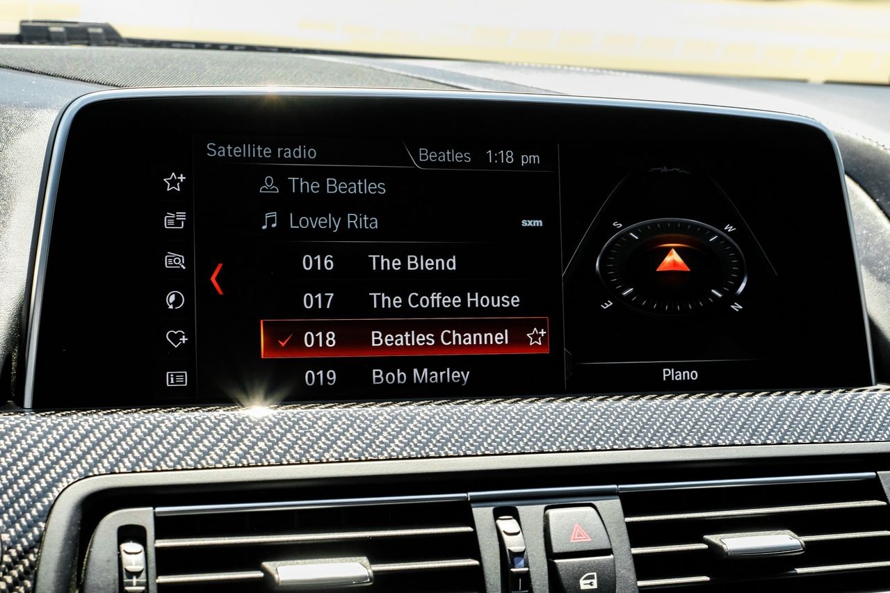 BMW 6 Series Vehicle Main Gallery Image 31