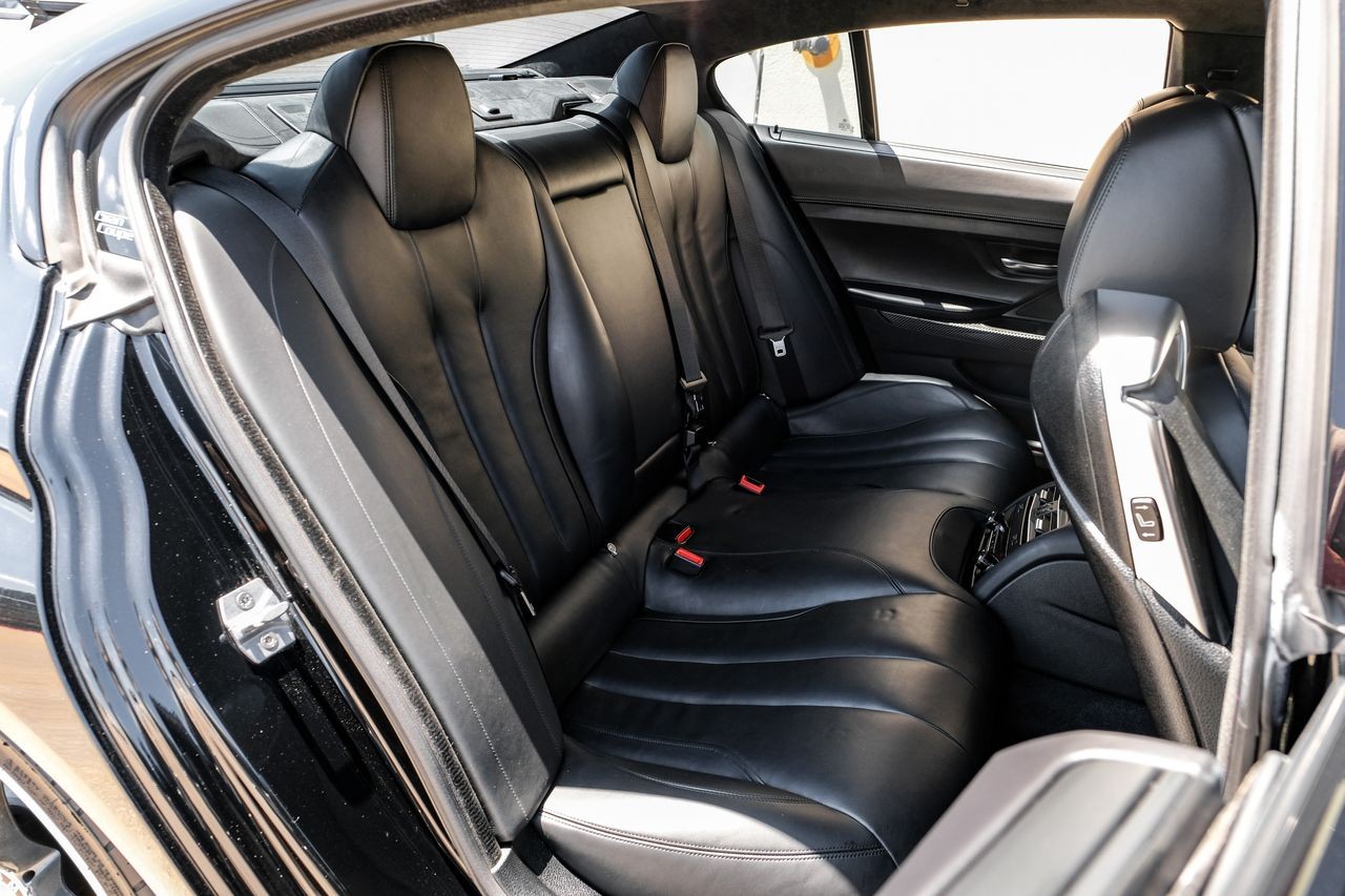 BMW 6 Series Vehicle Main Gallery Image 37