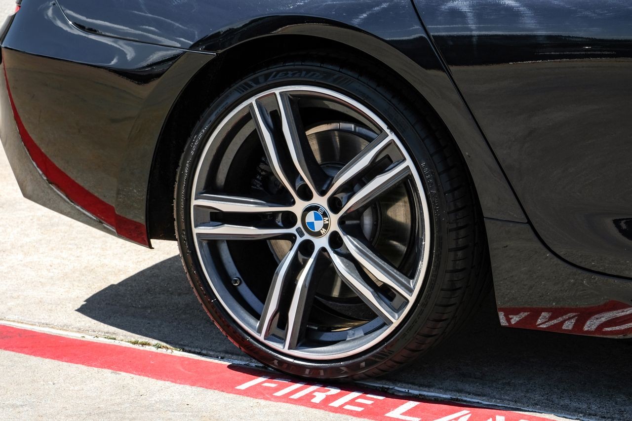 BMW 6 Series Vehicle Main Gallery Image 53