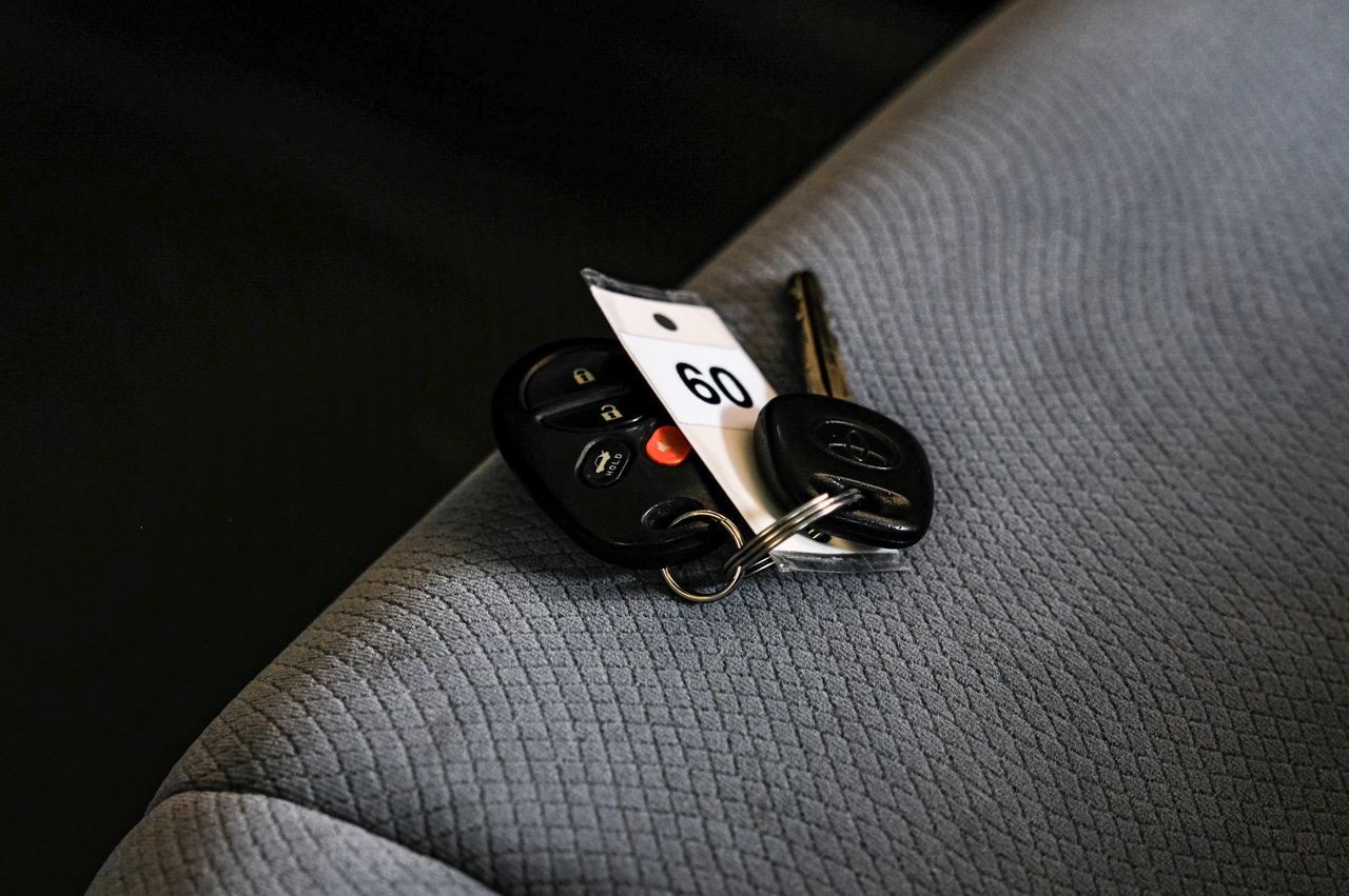 Toyota Avalon Vehicle Main Gallery Image 48