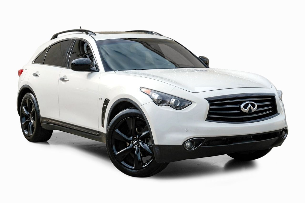 INFINITI QX70 Vehicle Main Gallery Image 07