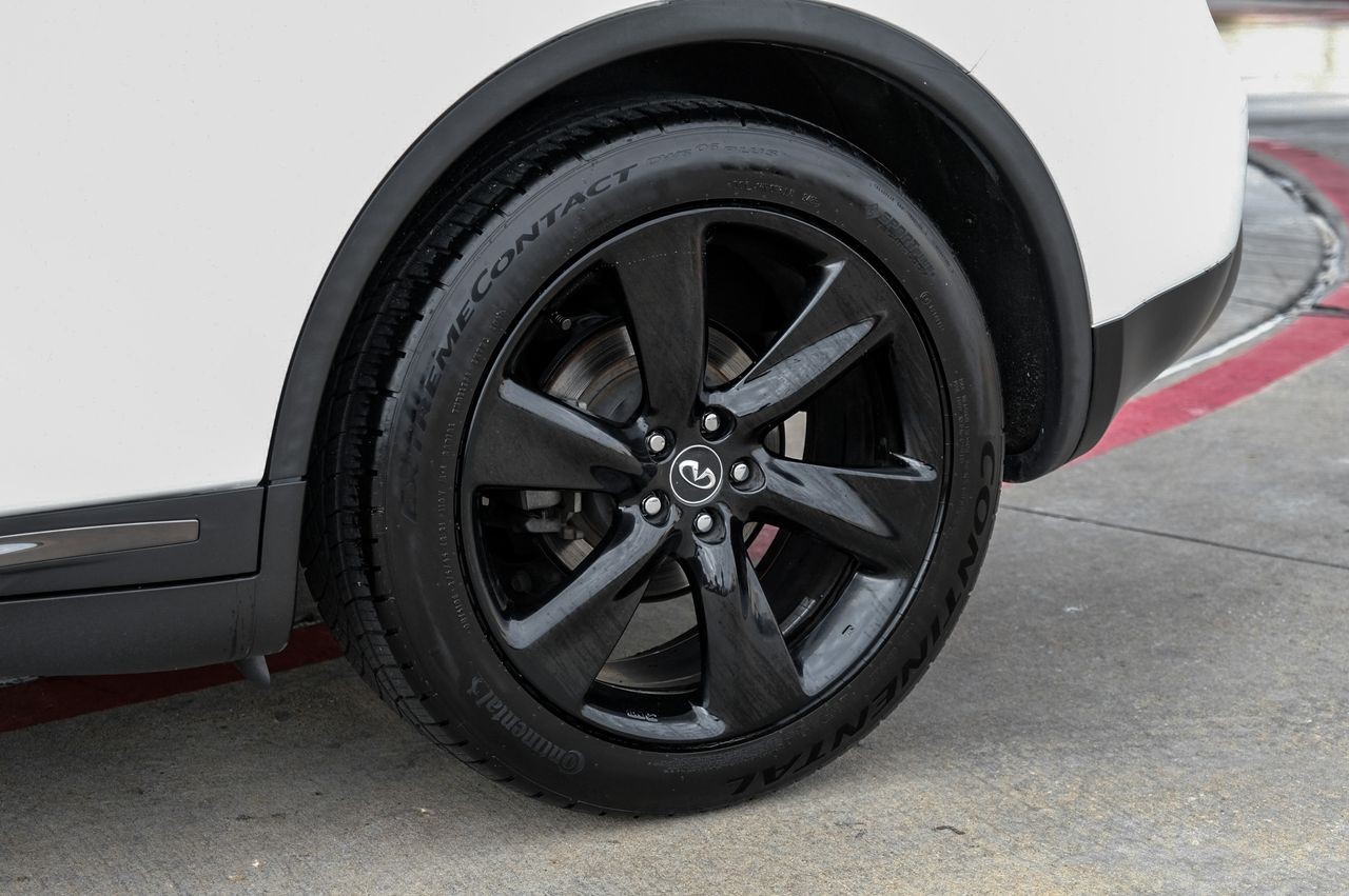 INFINITI QX70 Vehicle Main Gallery Image 59