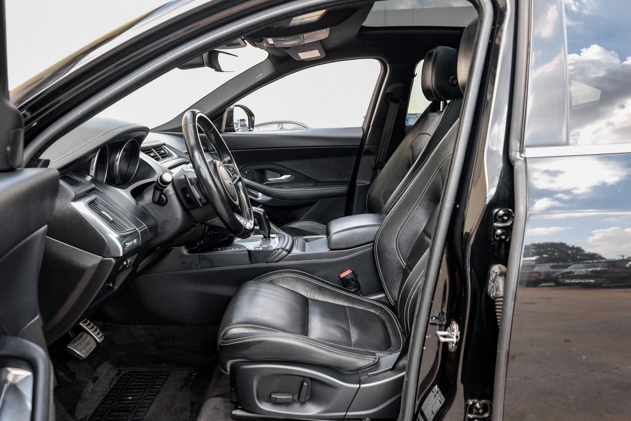 Jaguar E-Pace Vehicle Main Gallery Image 04