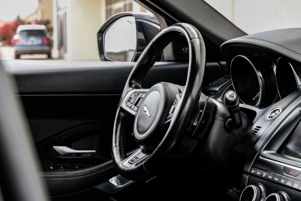 Jaguar E-Pace Vehicle Main Gallery Image 14