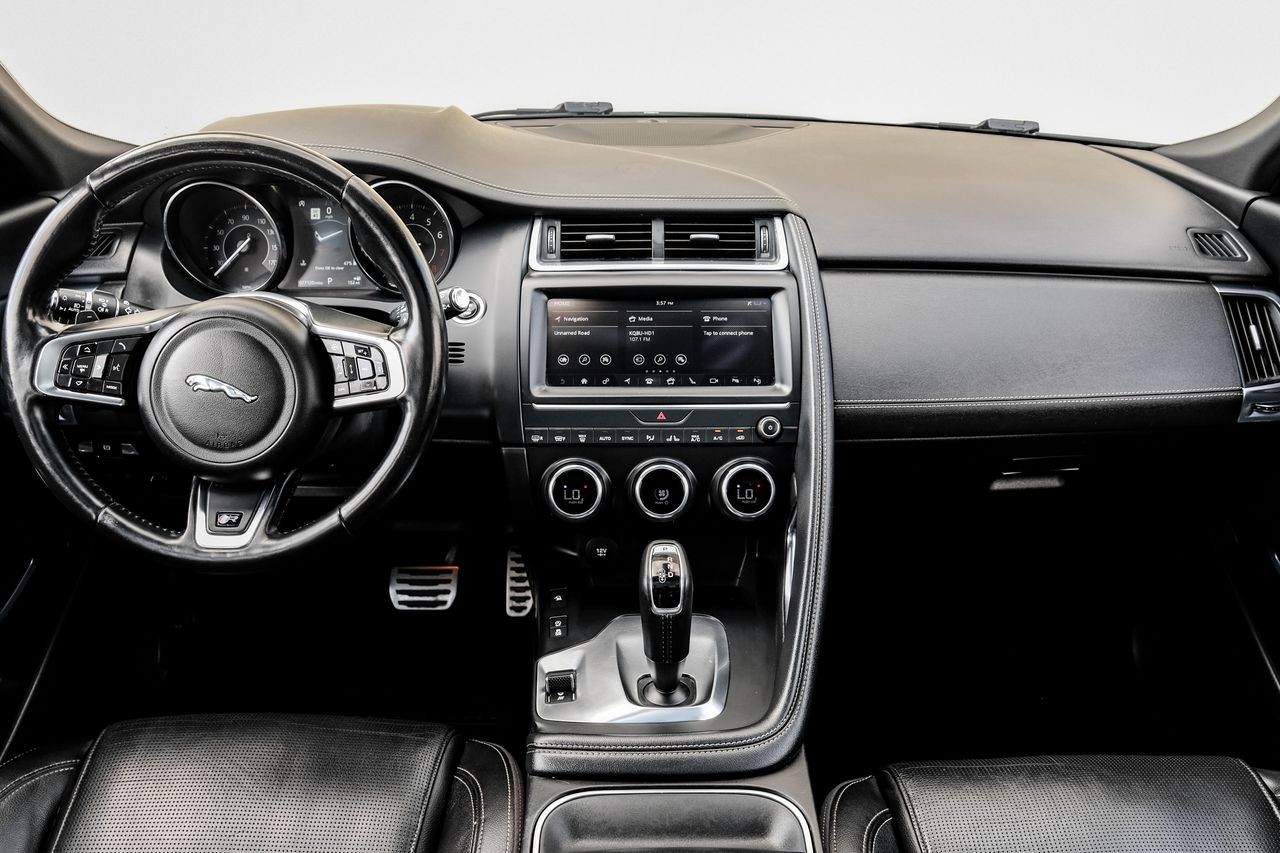 Jaguar E-Pace Vehicle Main Gallery Image 15