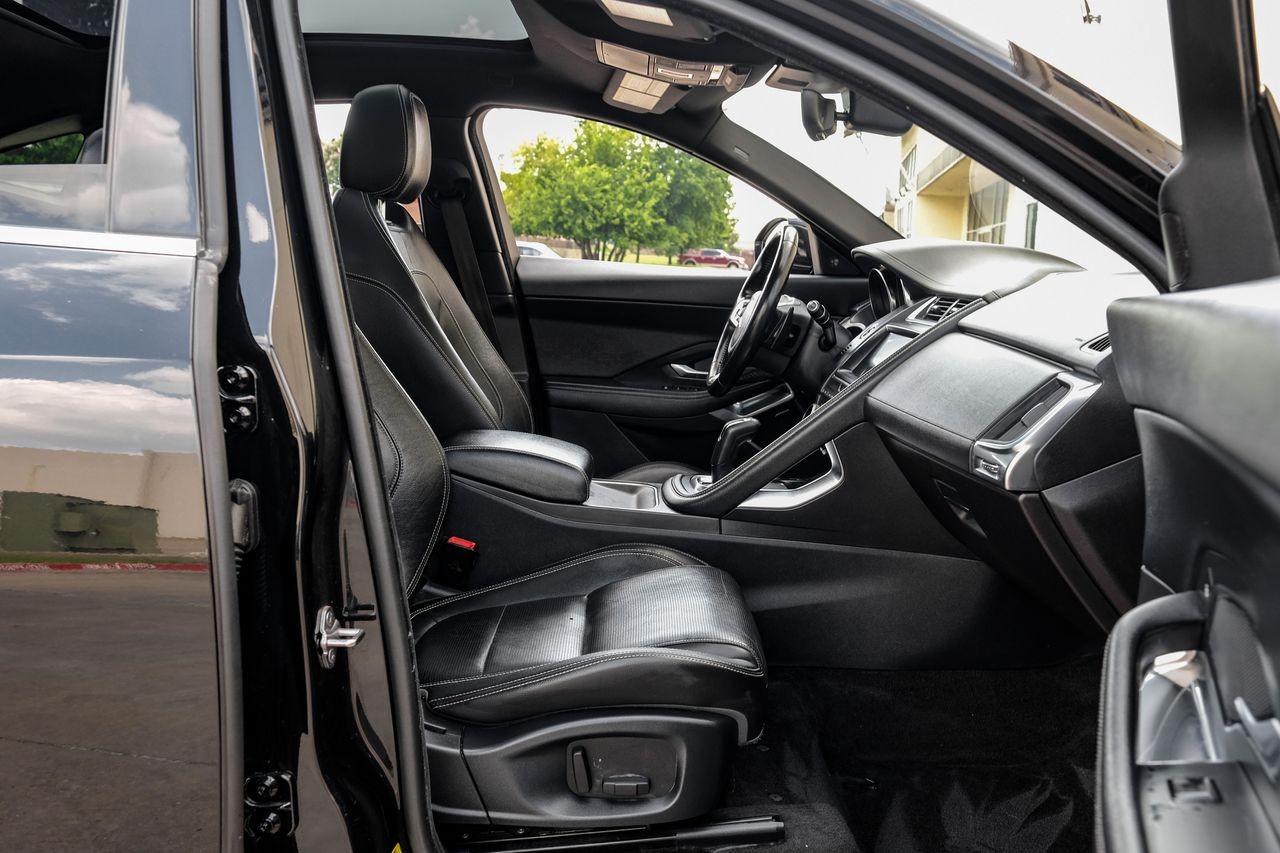 Jaguar E-Pace Vehicle Main Gallery Image 34