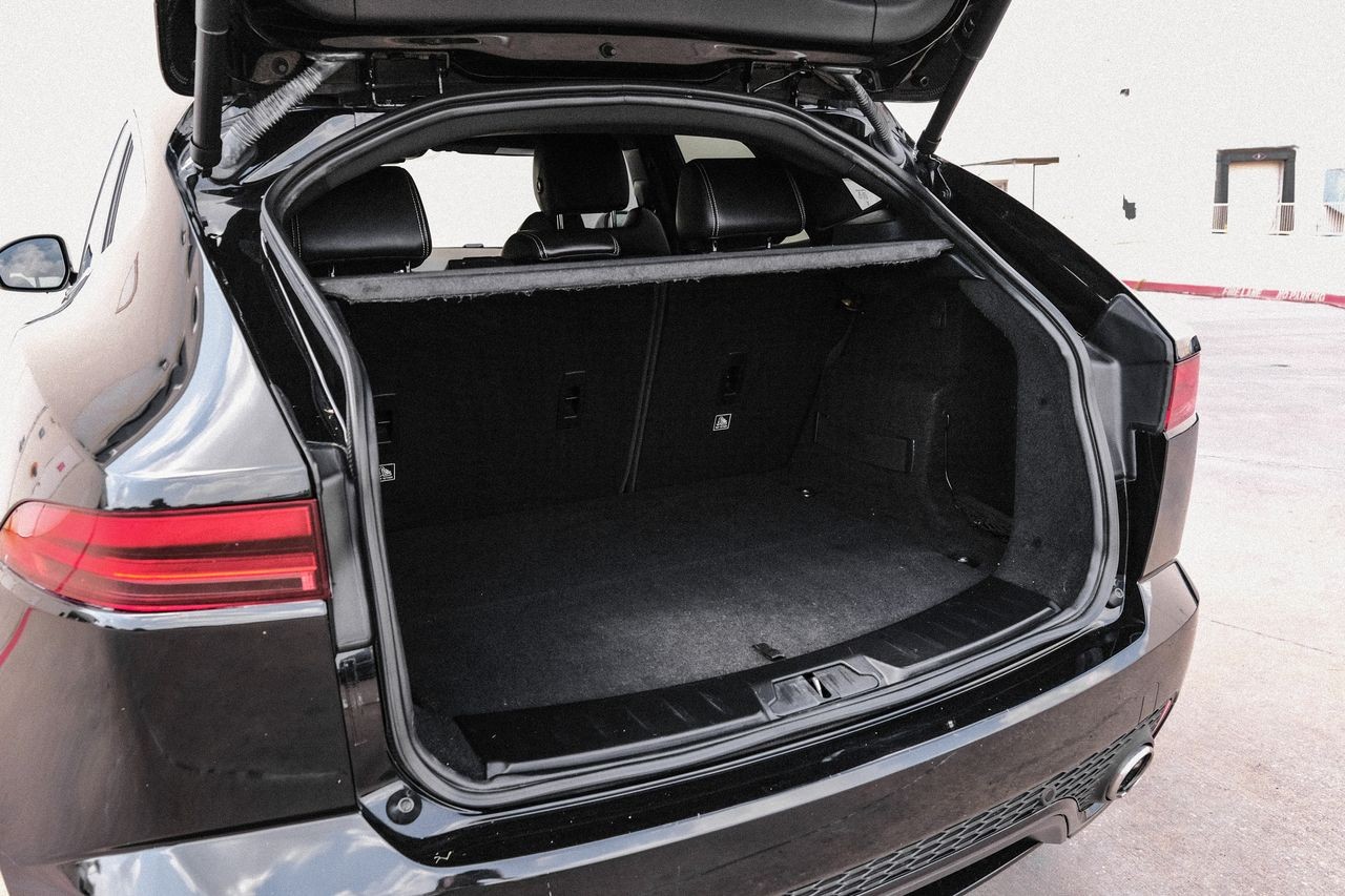Jaguar E-Pace Vehicle Main Gallery Image 47