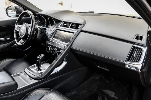 Jaguar E-Pace Vehicle Main Gallery Image 13