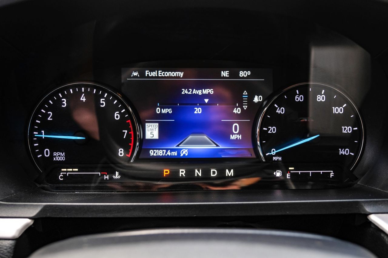 Ford Explorer Vehicle Main Gallery Image 14