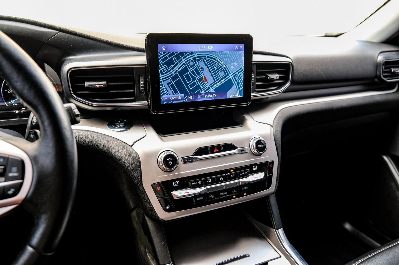 Ford Explorer Vehicle Main Gallery Image 20