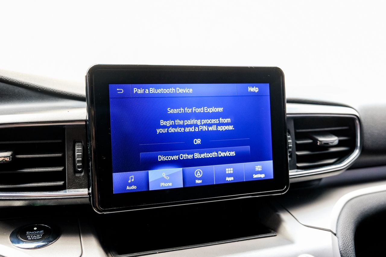 Ford Explorer Vehicle Main Gallery Image 24