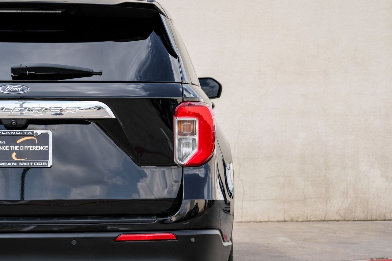 Ford Explorer Vehicle Main Gallery Image 45
