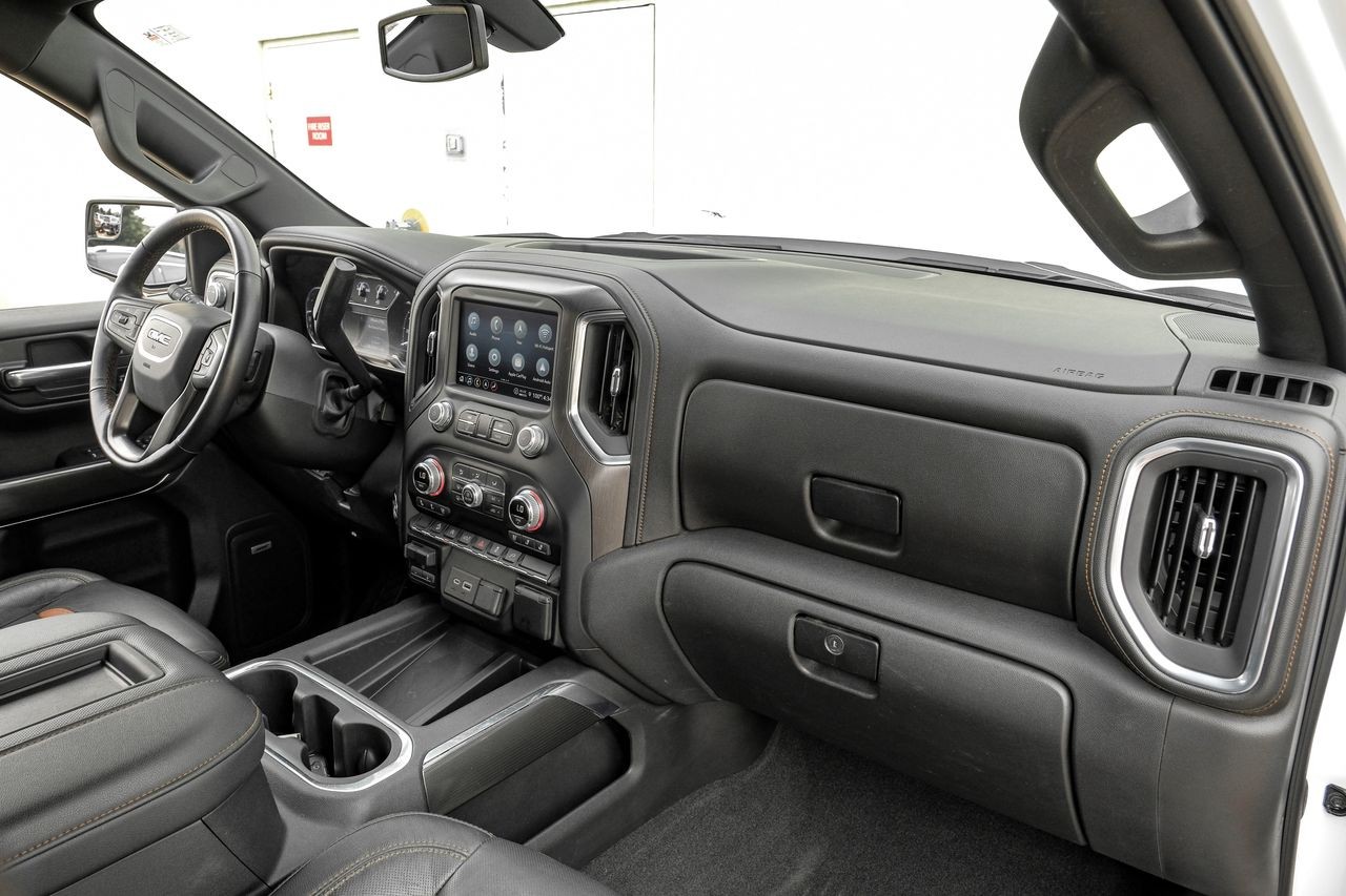 GMC Sierra 1500 Vehicle Main Gallery Image 12