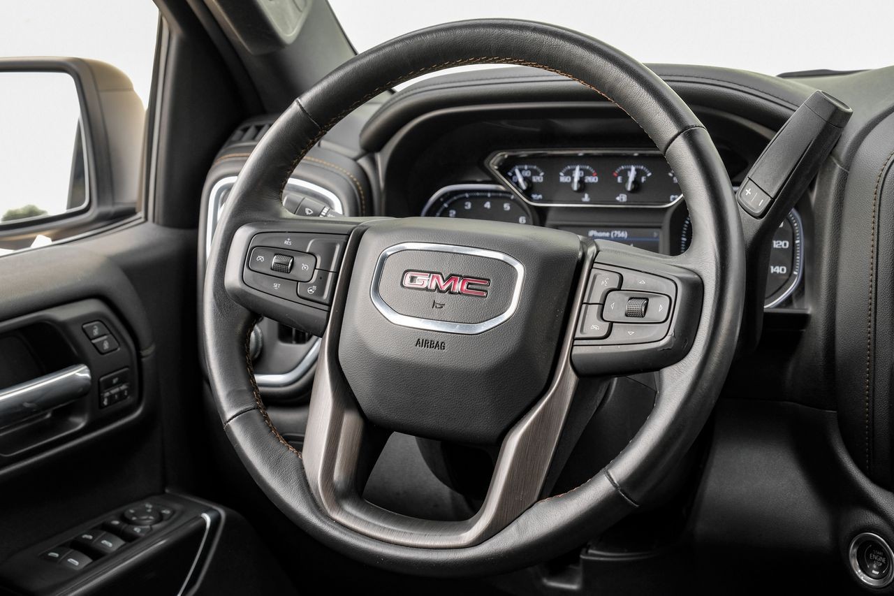 GMC Sierra 1500 Vehicle Main Gallery Image 16
