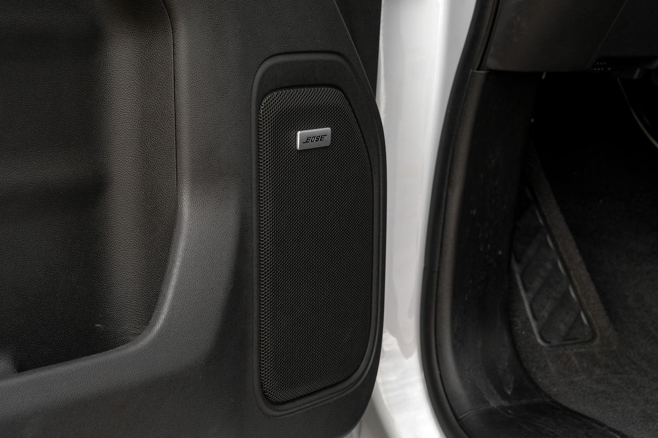 GMC Sierra 1500 Vehicle Main Gallery Image 52