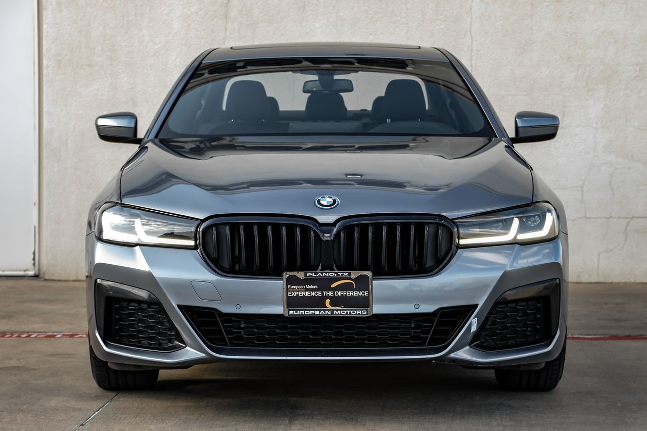 BMW 5 Series Vehicle Main Gallery Image 06