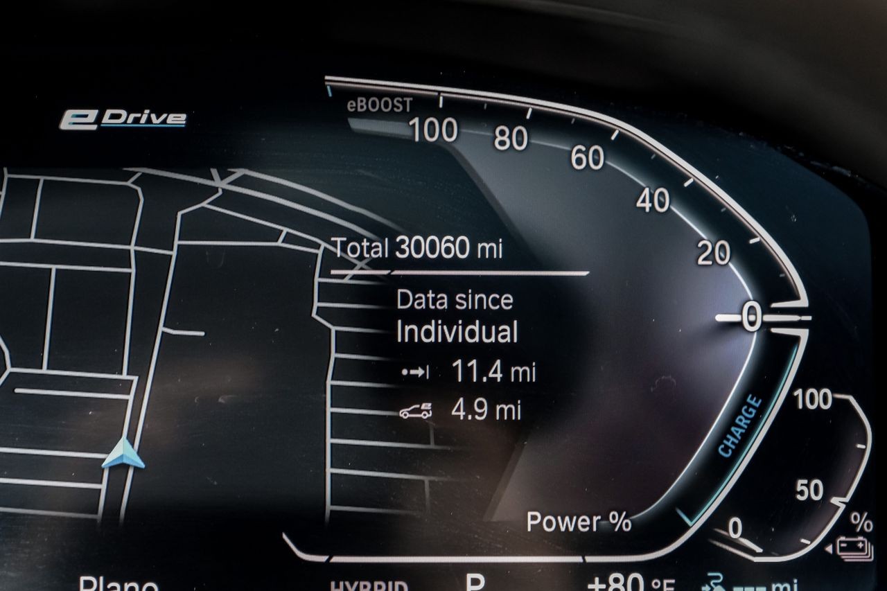 BMW 5 Series Vehicle Main Gallery Image 21
