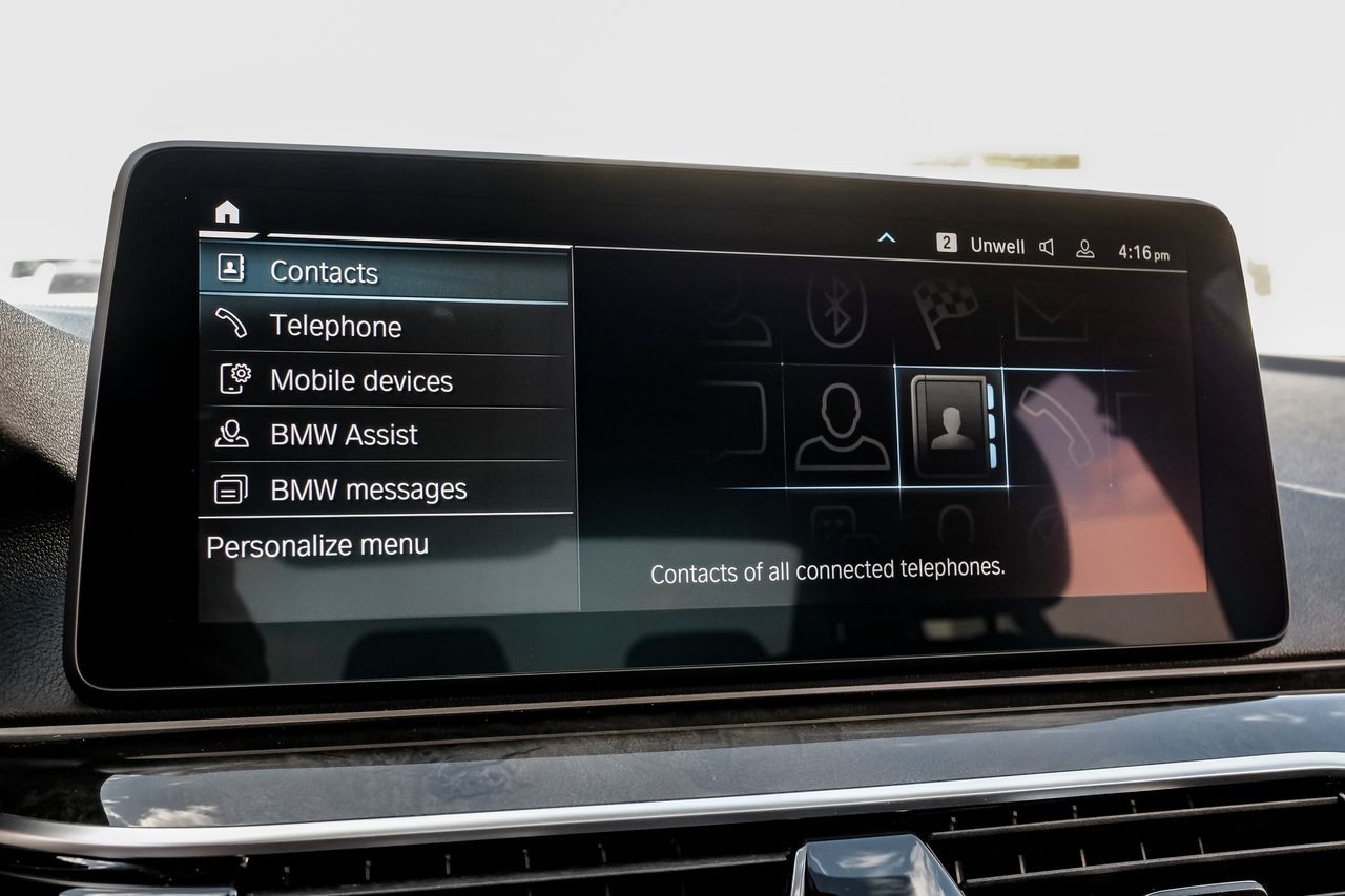 BMW 5 Series Vehicle Main Gallery Image 27