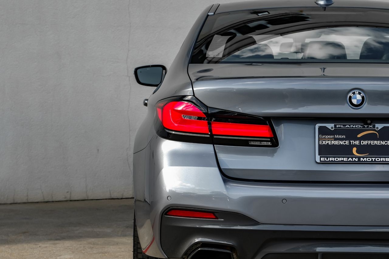 BMW 5 Series Vehicle Main Gallery Image 45