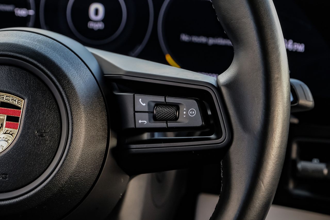 Porsche Taycan Vehicle Main Gallery Image 19