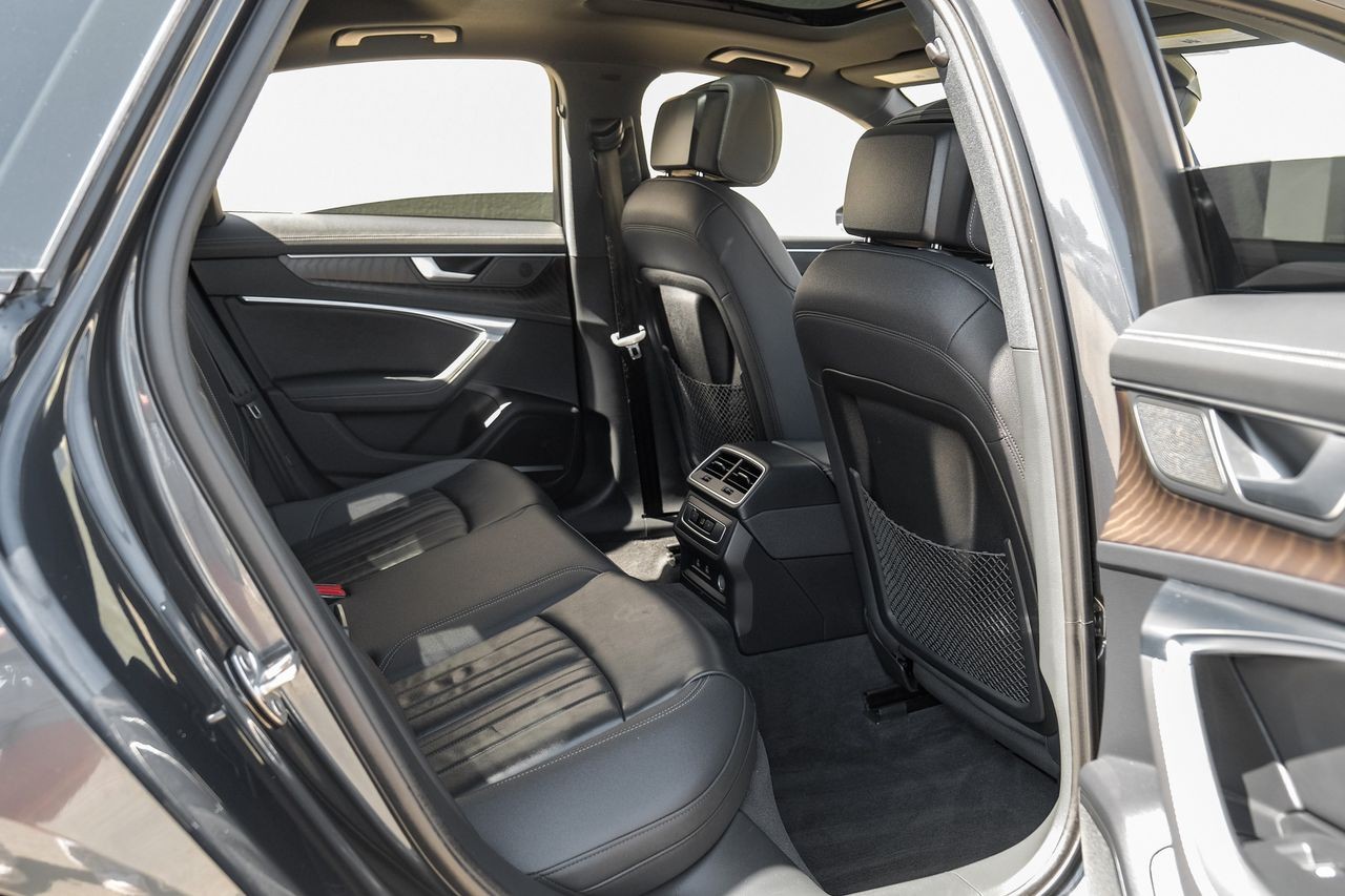 Audi A6 Vehicle Main Gallery Image 29