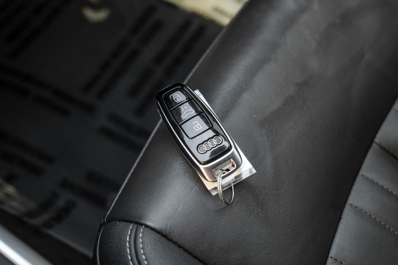 Audi A6 Vehicle Main Gallery Image 48