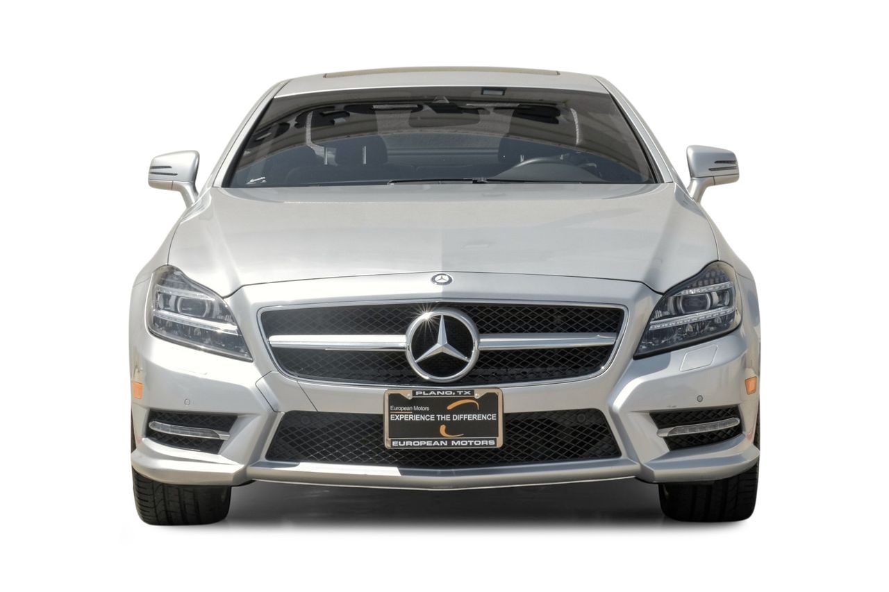 Mercedes-Benz CLS 500 Vehicle Main Gallery Image 06