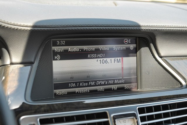 Mercedes-Benz CLS 500 Vehicle Main Gallery Image 29