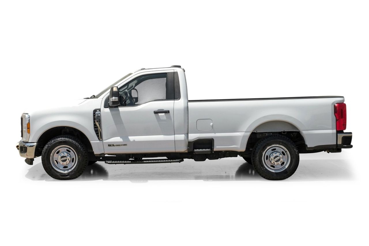 Ford F-250 Vehicle Main Gallery Image 11