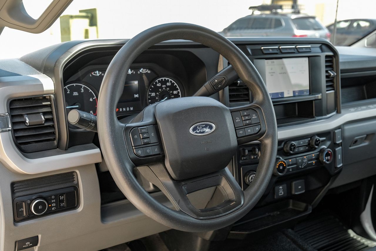 Ford F-250 Vehicle Main Gallery Image 14
