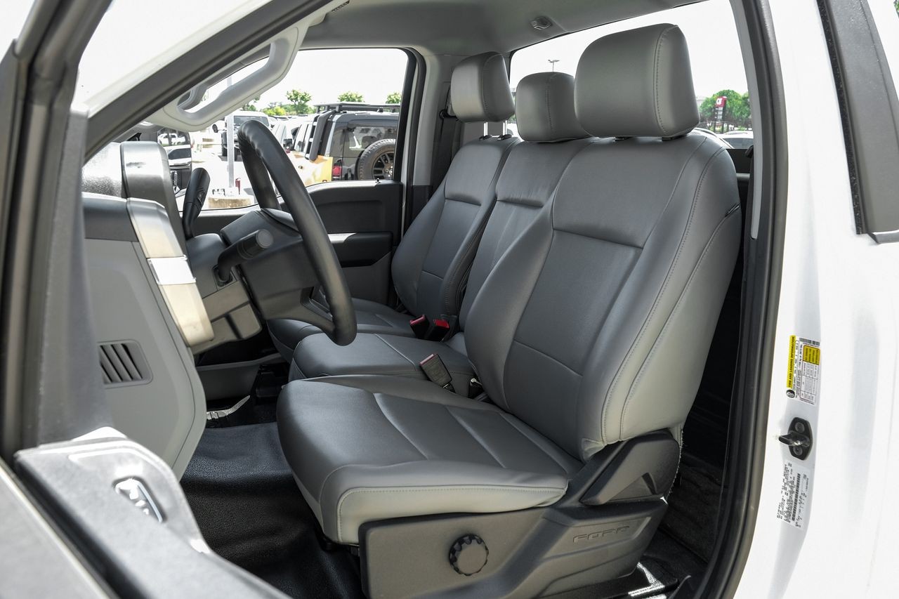 Ford F-250 Vehicle Main Gallery Image 26