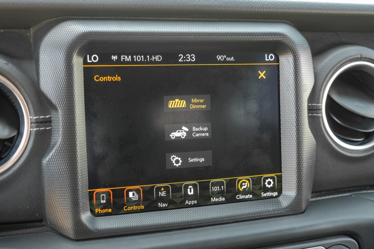 Jeep Wrangler Vehicle Main Gallery Image 30