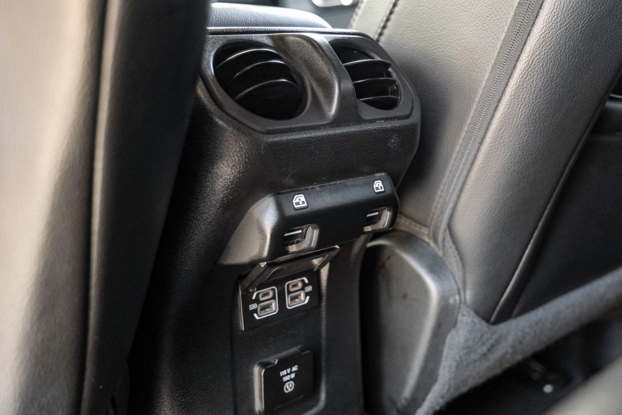 Jeep Wrangler Vehicle Main Gallery Image 42
