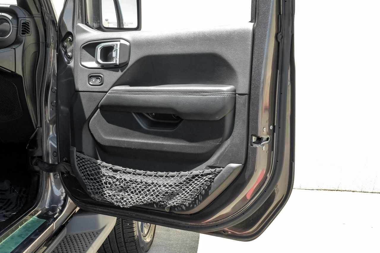 Jeep Wrangler Vehicle Main Gallery Image 48