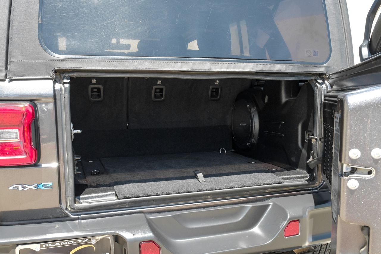 Jeep Wrangler Vehicle Main Gallery Image 53