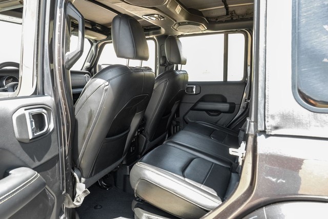 Jeep Wrangler Vehicle Main Gallery Image 43