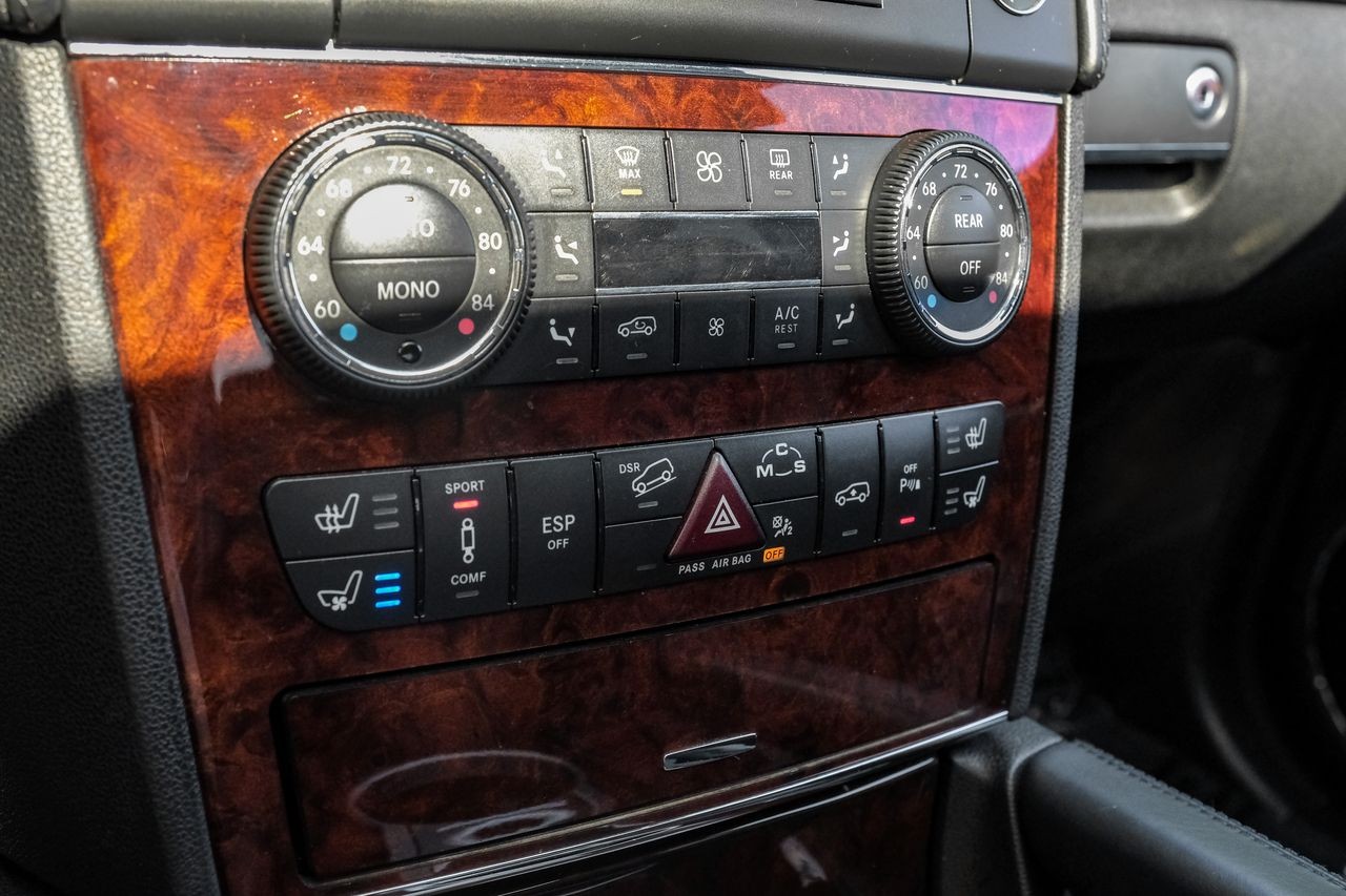 Mercedes-Benz ML 63 AMG Vehicle Main Gallery Image 23