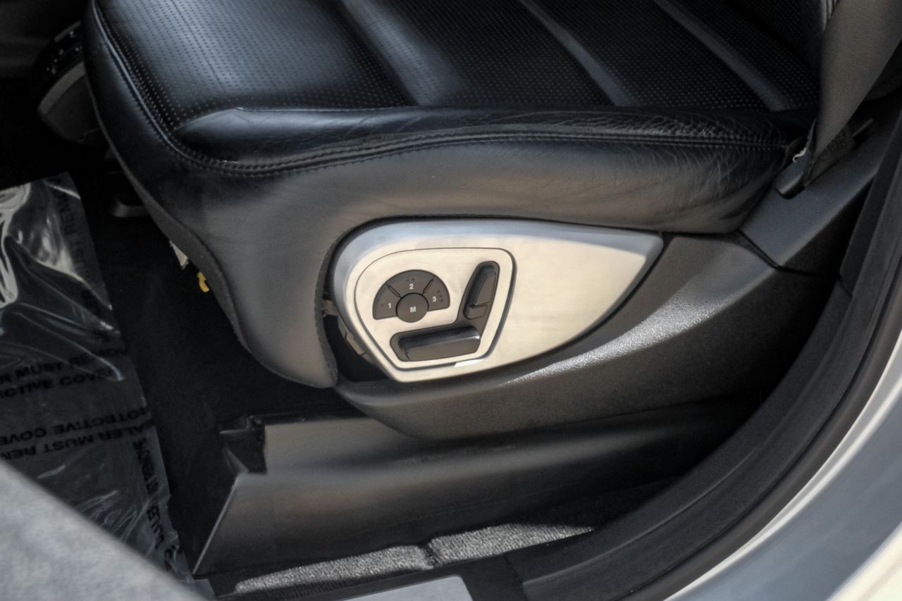 Mercedes-Benz ML 63 AMG Vehicle Main Gallery Image 28